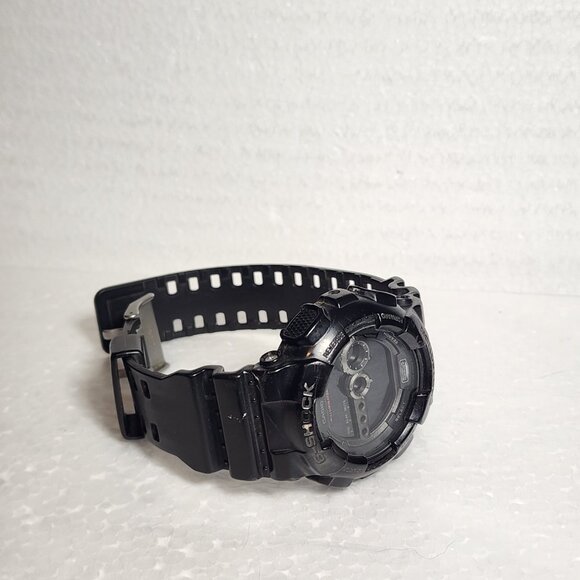 Casio G Shock Good shape digital - Picture 9 of 10